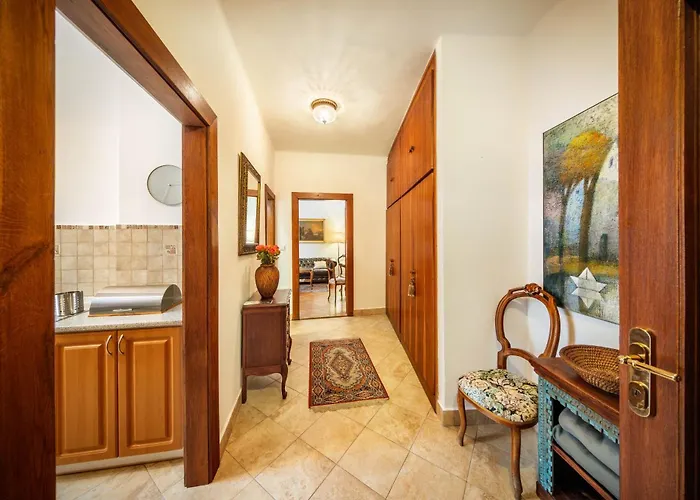 Appartement Dlouha 93